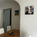 Apartamento G House 100 *