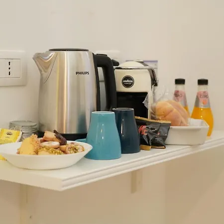 Apartment G House 100 *