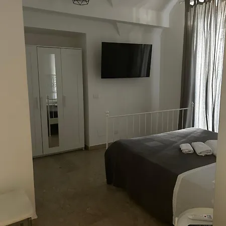 Апартаменты G House 100